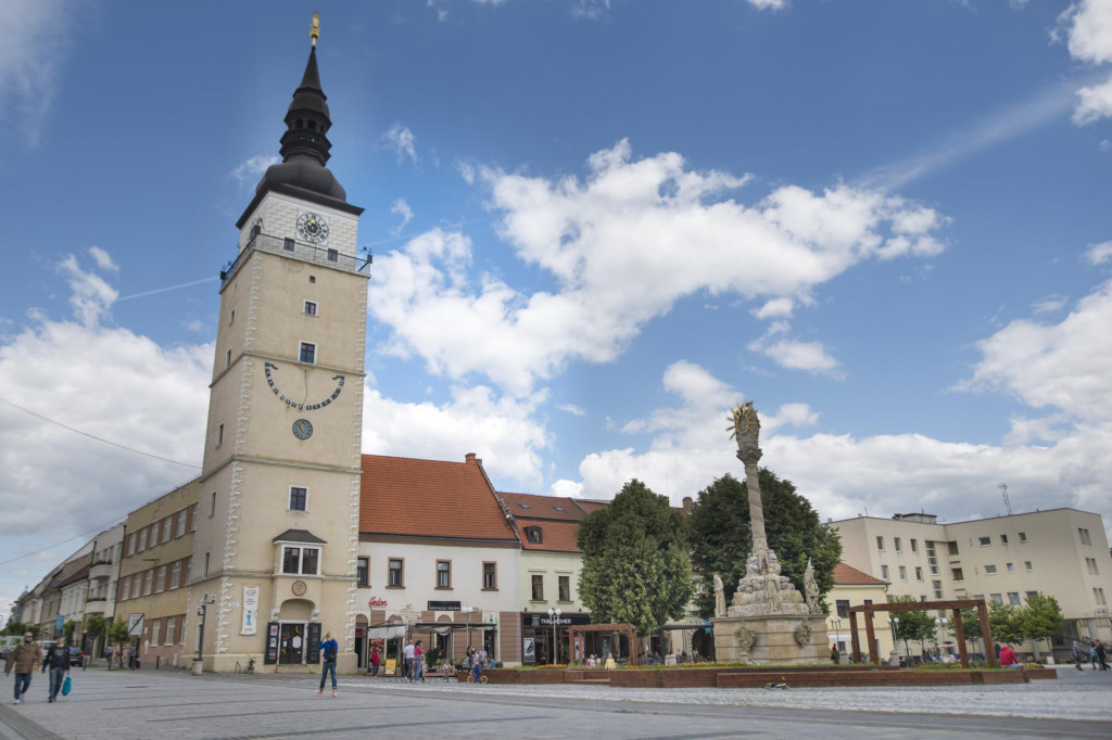 Podľa manažérky Regionu Trnava je obľúbeným turistickým lákadlom najmä mestská veža na Štefánikovej ulici. FOTO: TASR/L. Grinaj