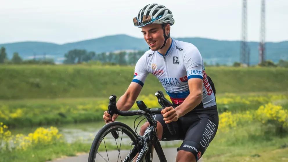 Slovensko má medailu z majstrovstiev sveta, cyklista Svrček získal bronz
