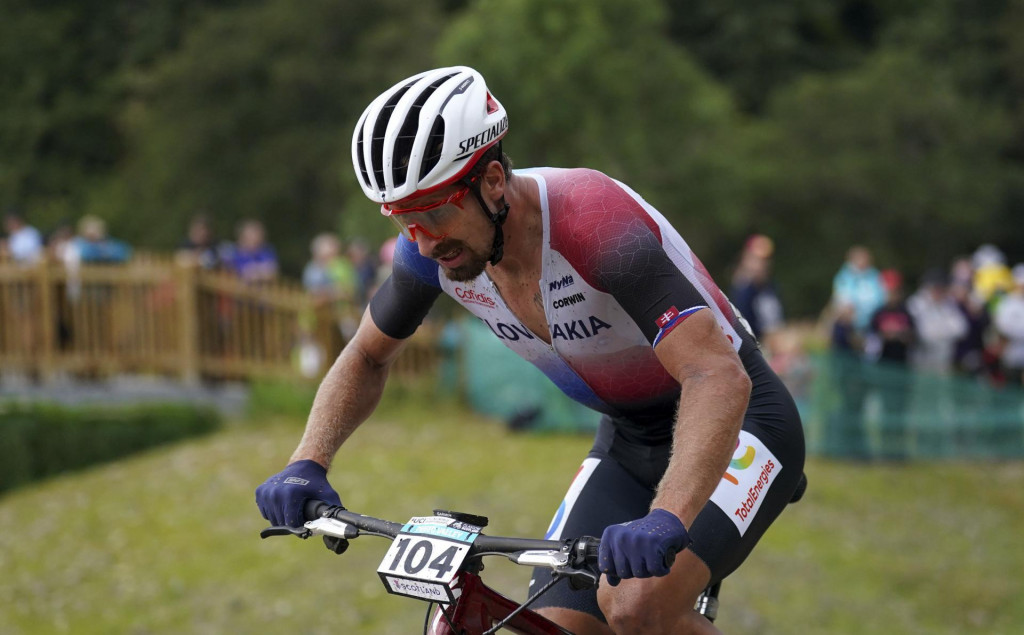 Slovenský cyklistika Peter Sagan počas pretekov na olympijskej trati na MS v horskej cyklistike v Glasgowe 12. augusta 2023. FOTO: TASR/AP