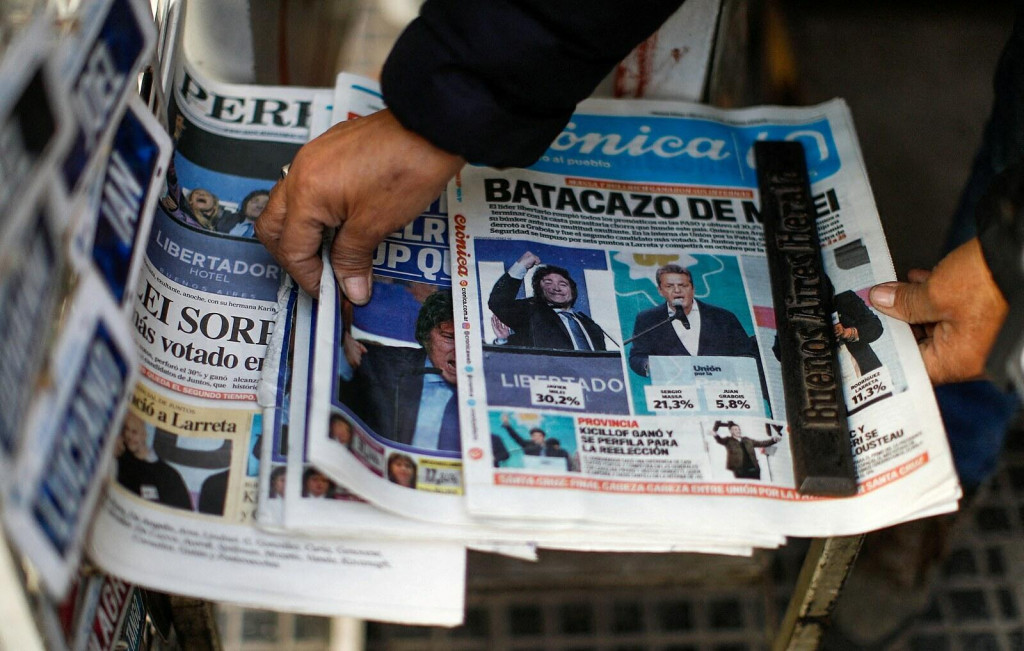 Víťazstvo ultrapravicového politika Javiera Mileiho rozbúrilo trhy. FOTO: Reuters