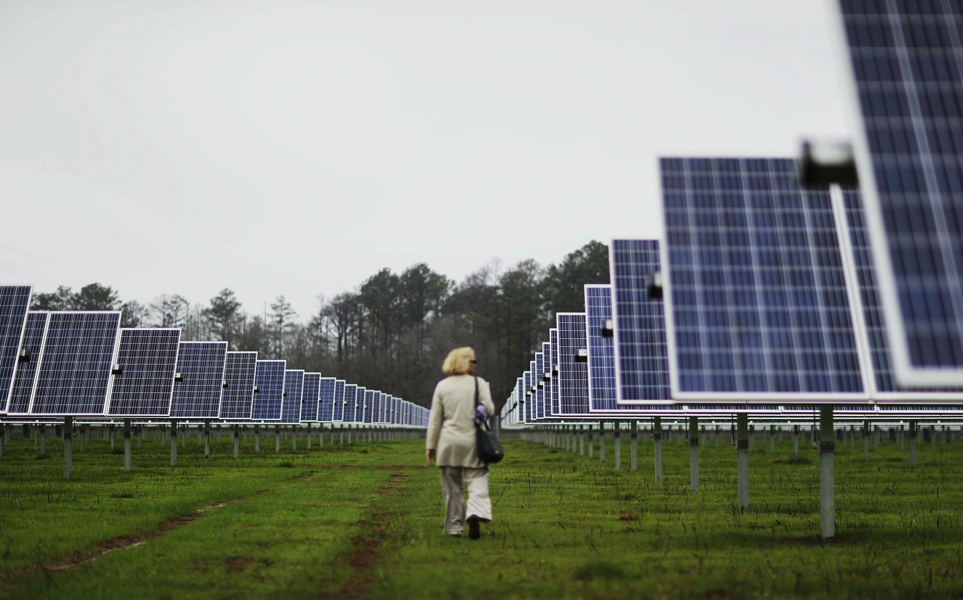 Spojené štáty uvalia clá na tých výrobcov solárnych panelov, za ktorými sú čínske firmy