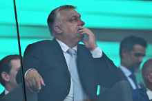 Maďarský premiér Viktor Orbán na Majstrovstvách sveta v atletike 2023 v Budapešti. FOTO: REUTERS/Marton Monus