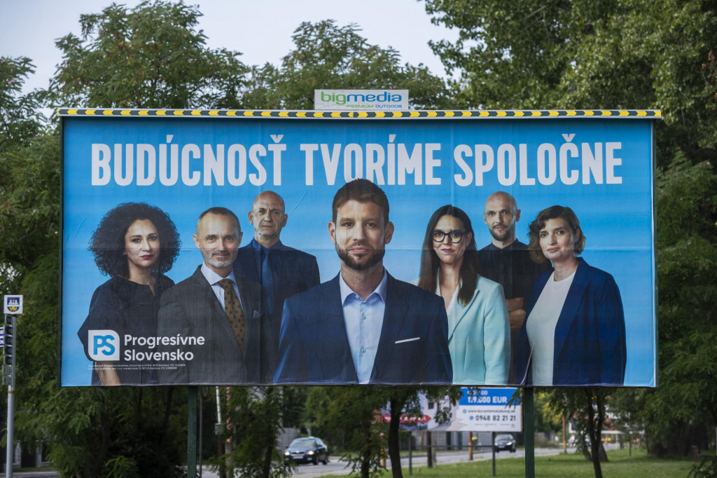 Billboard do predčasných parlamentných volieb strany Progresívne Slovensko. FOTO: TASR/Jaroslav Novák