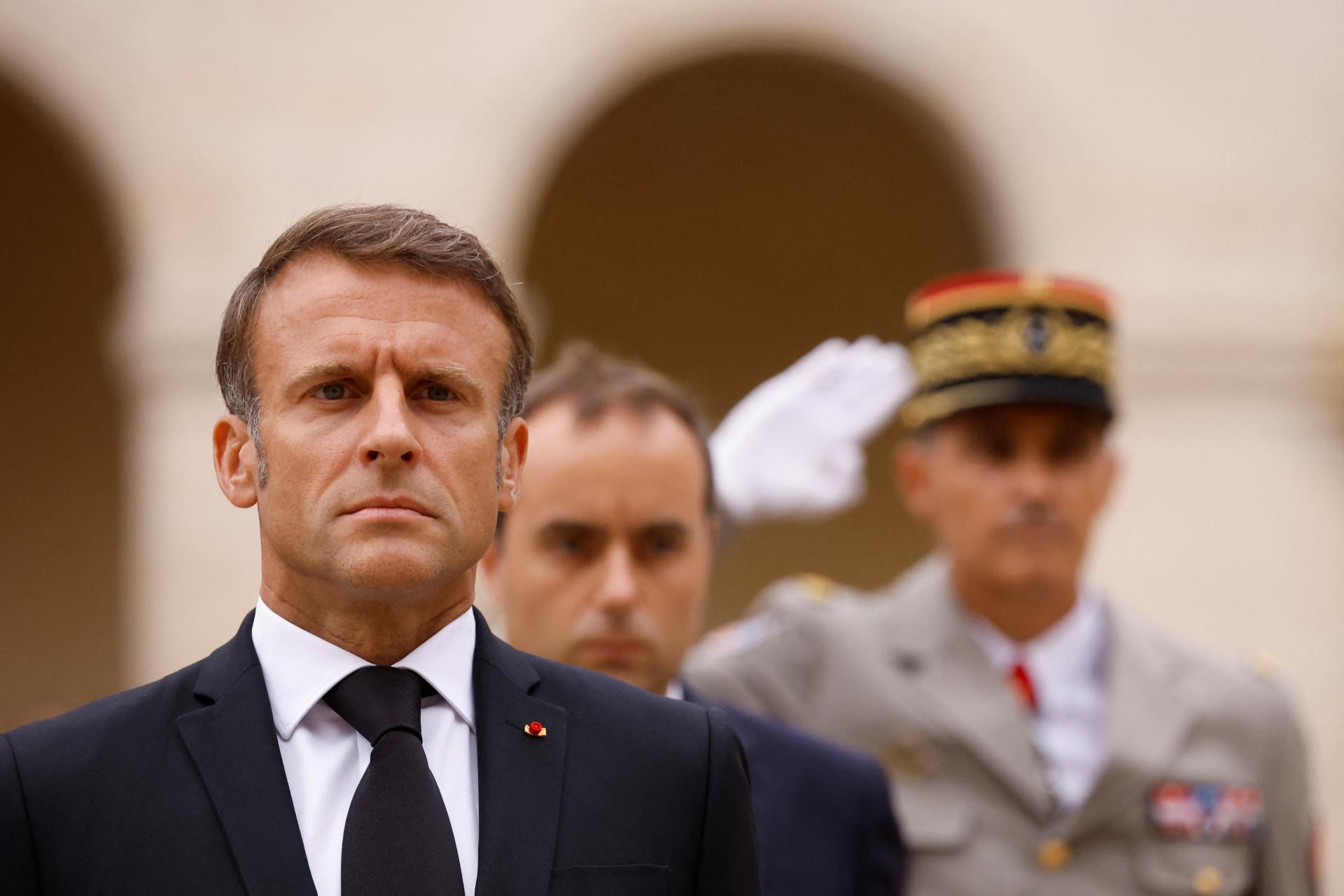 L’ambassadeur de France au Niger restera, a annoncé Macron