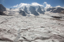Ľadovce miznú v Alpách po vlnách horúčav rekordnou rýchlosťou. FOTO: Reuters