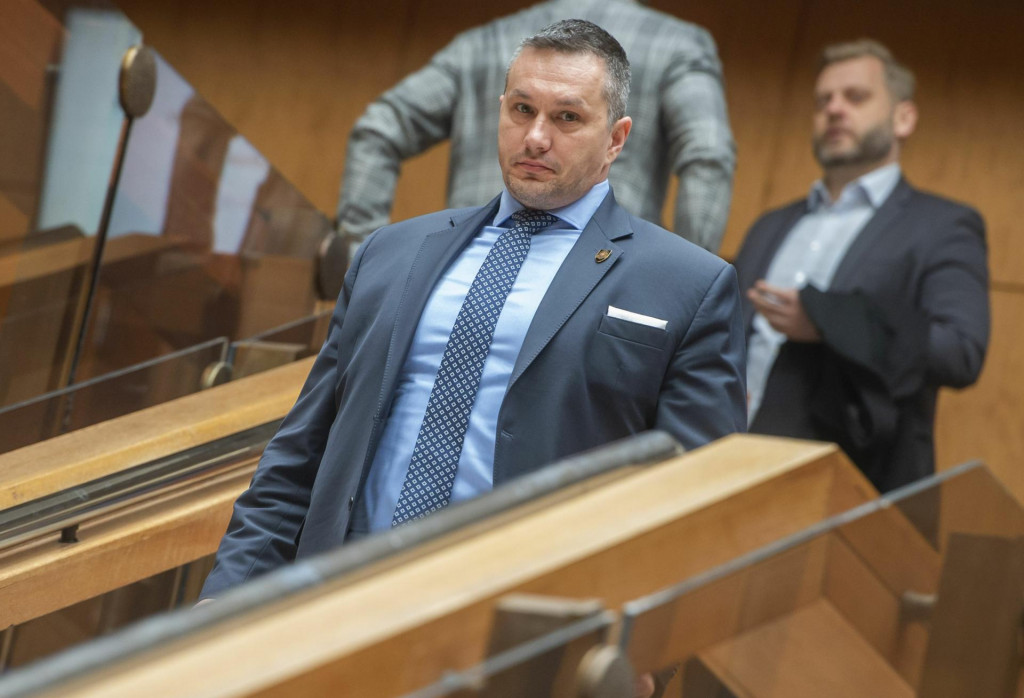 Bývalého šéfa SIS Michala Aláča obvinili zo zločinu založenia, zosnovania a podporovania zločineckej skupiny a tiež zločinu zneužívania právomoci verejného činiteľa. FOTO: TASR/Martin Baumann