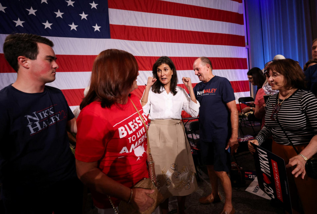 Republikánska prezidentská kandidátka Nikki Haleyová štartuje kampaň v Južnej Karolíne. REUTERS
