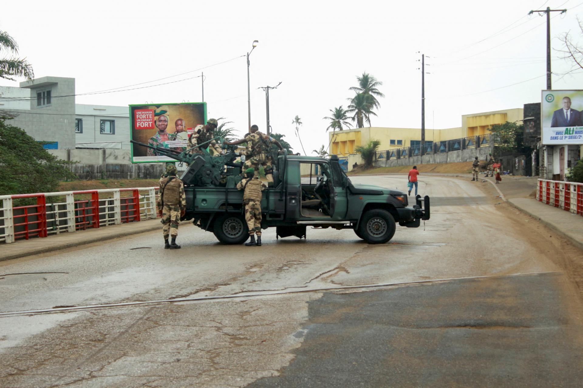Gabon otvára svoje hranice, oznámila armáda