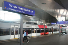 Rakúske vlaky zrýchlia na dvestovku, my výrazne meškáme. FOTO: HN/Pavol Funtál