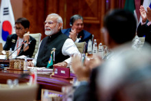 Indický premiér Narendra Modi oznamuje konsenzus o vyhlásení summitu lídrov G20. FOTO: Reuters