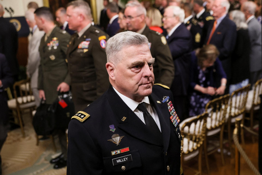 Predseda zboru náčelníkov štábov amerických ozbrojených síl Mark Milley. FOTO: Reuters