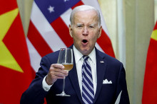 Prezident Joe Biden ubezpečil, že zníži rozpočtový schodok. FOTO: Reuters