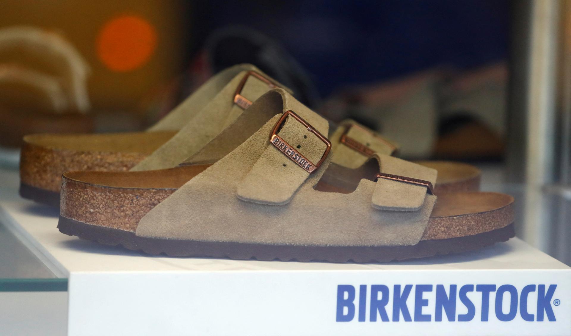 Nemecký výrobca obuvi Birkenstock požiadal o primárnu ponuku akcií v Spojených štátoch