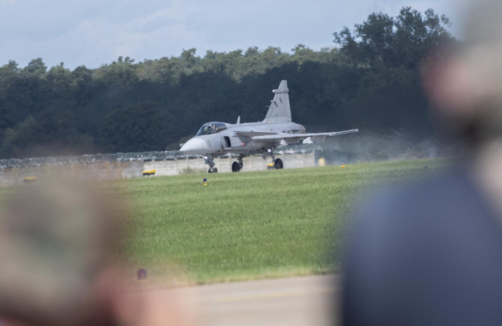 Na snímke stíhačka JAS - 39 Gripen, ilustračná foto.