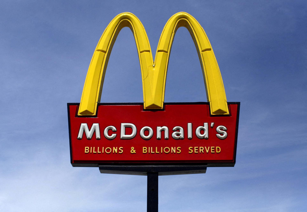 Reklamný pútač rýchleho občerstvenia McDonald‘s v Spojených štátoch. FOTO: REUTERS