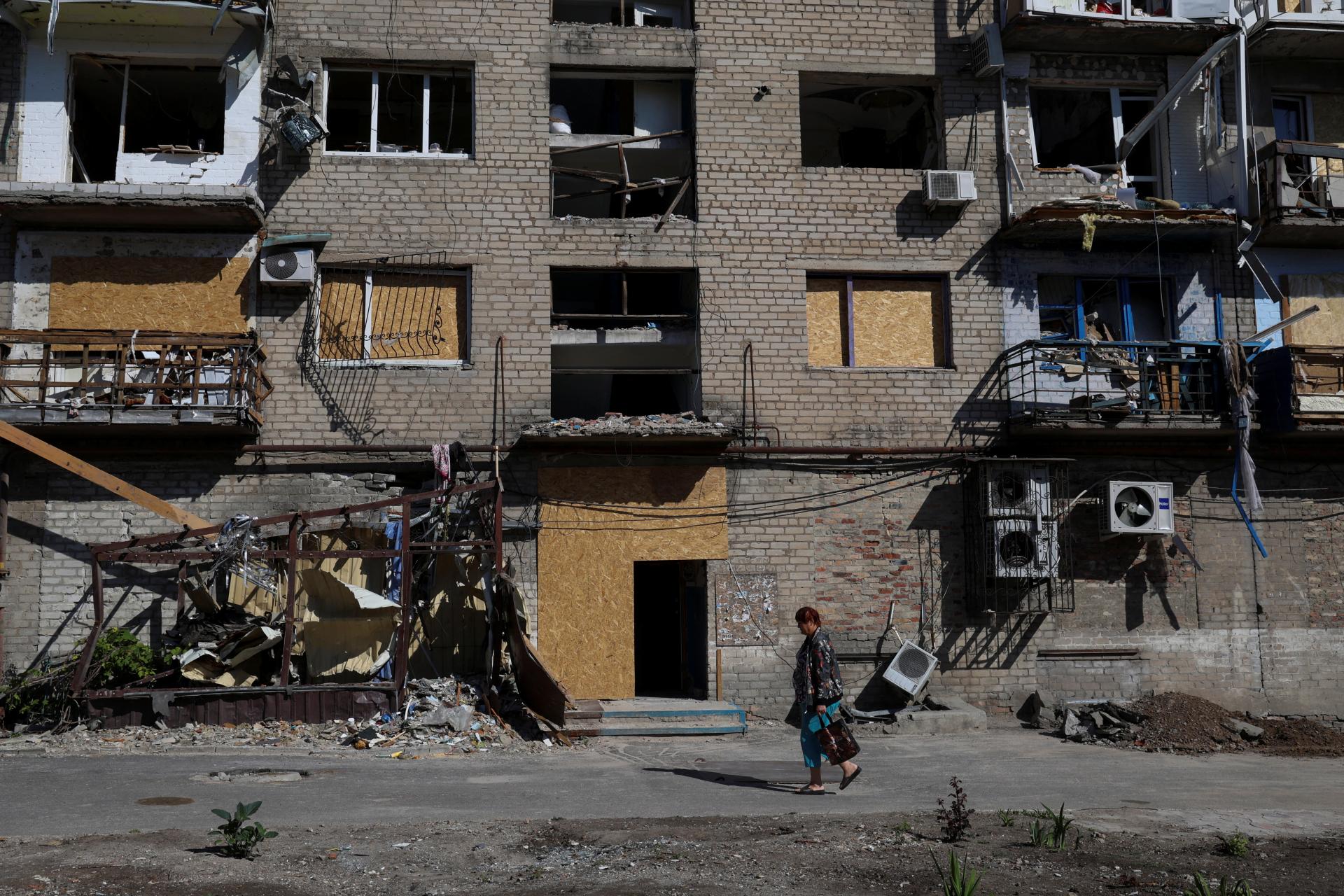  

Po ruskom útoku na východe Ukrajiny je 13 ľudí zranených, zasiahli obytné domy