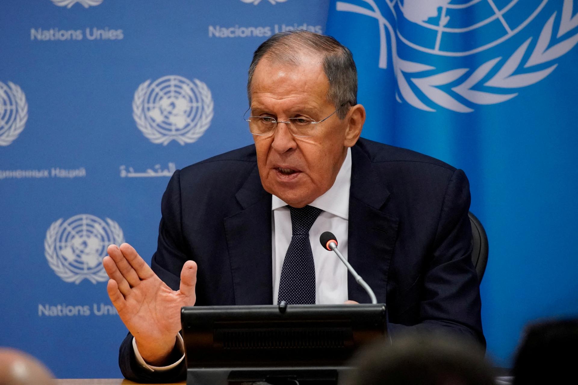 Lavrov nazval Západ „ríšou klamstiev“, mierový plán a obilnú dohodu nerealistickými