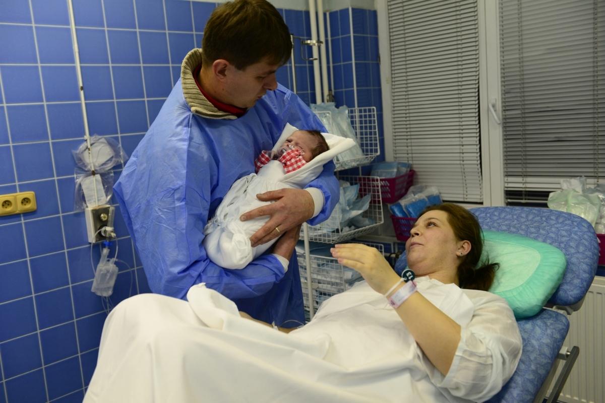 Pokles pôrodnosti a neisté demografické vyhliadky. Ukrajina čelí ďalším problémom