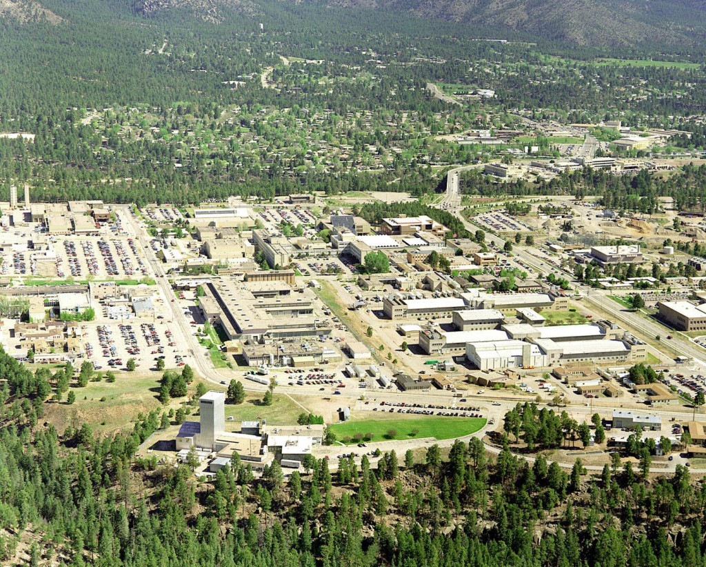 Základnou časťou hlavíc, ktorá sa bude renovovať, je plutóniové jadro. A práve tie sa vyrábajú a renovujú v laboratóriu ministerstva energetiky v Los Alamos.