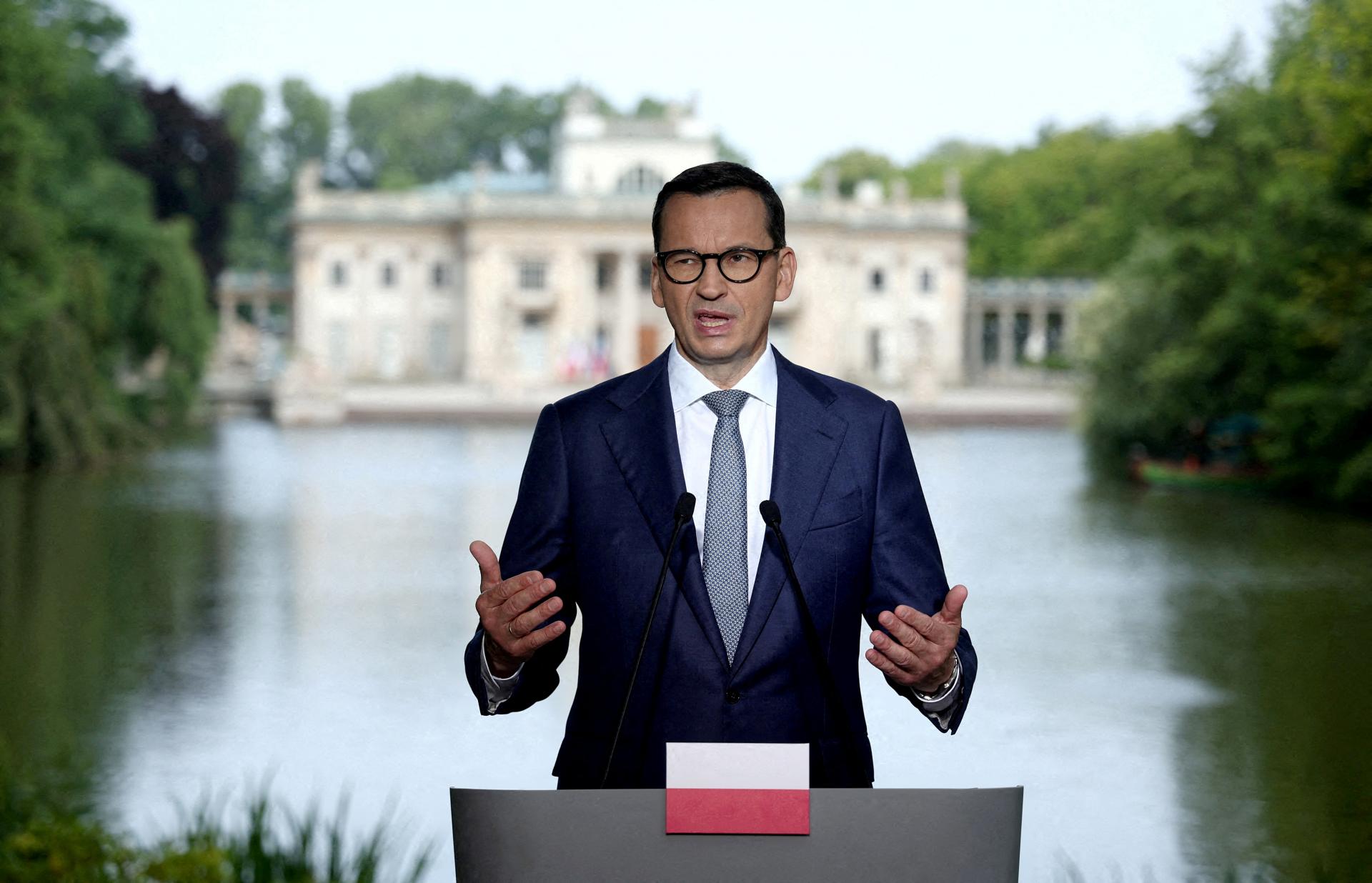 Polski premier zaapelował do unijnego pakietu imigracyjnego na krótko przed wyborami