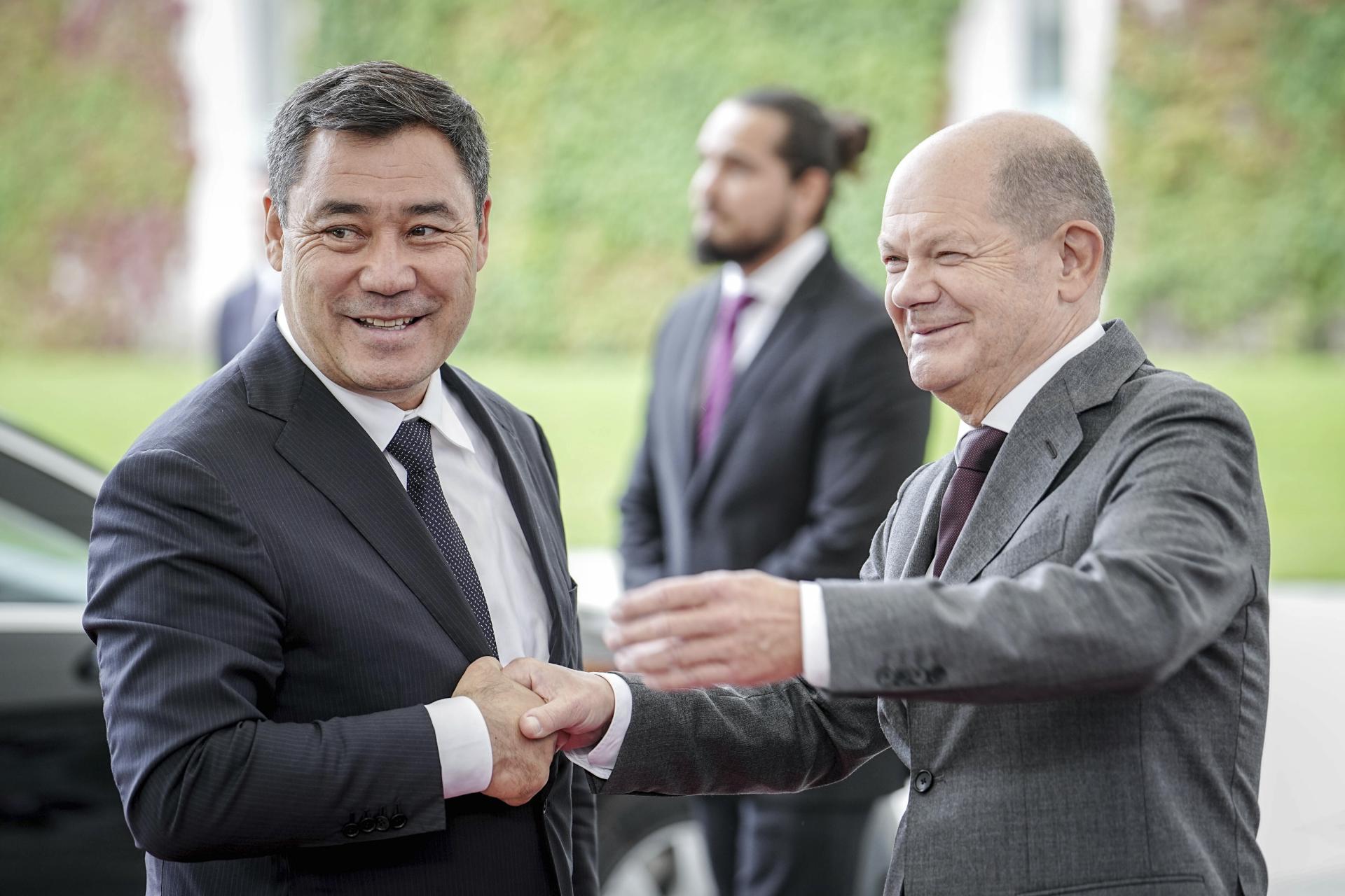 Lídri stredoázijských krajín rokovali so Scholzom o sankciách