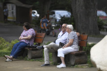 Nárok na dôchodok vznikne dovŕšením stanoveného veku. FOTO: TASR/F. Iván