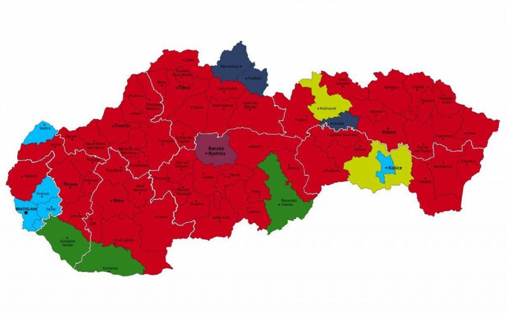 Sfarbenie slovenských okresov podľa toho, kto v nich vyhral. FOTO: HN