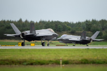 Dánsko dostalo prvé štyri z celkom 27 objednaných stojov F-35. FOTO: Reuters