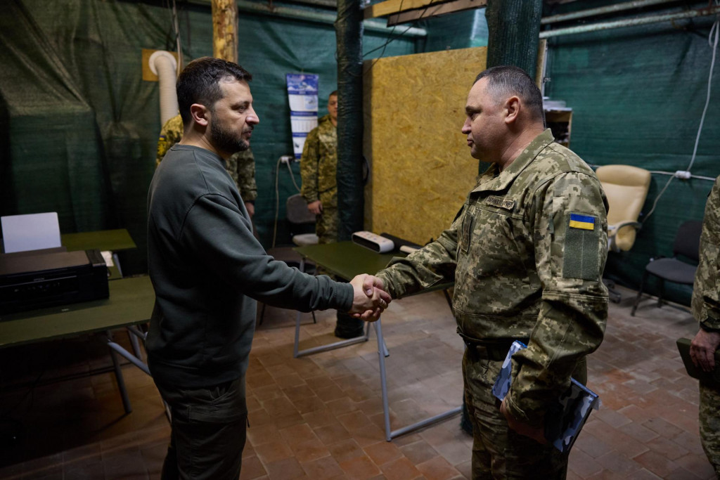 Ukrajinský prezident Volodymyr Zelenskyj navštívil frontové línie na východe Ukrajiny. FOTO: Twitter/Volodymyr Zelenskyj