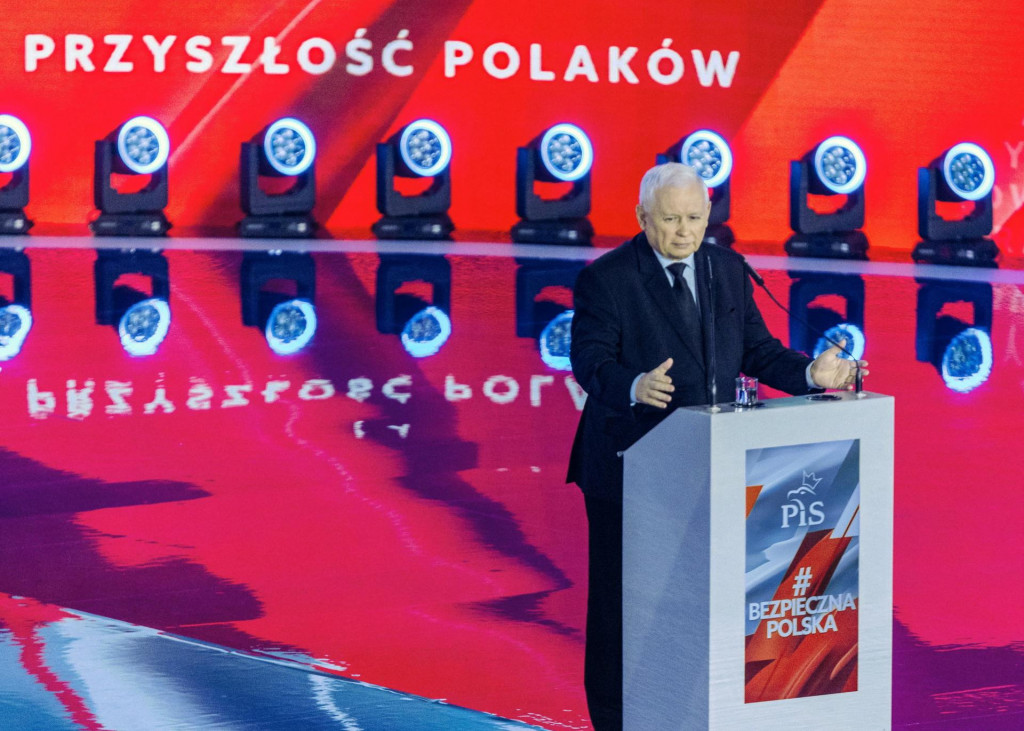 Líder poľskej vládnej strany Právo a spravodlivosť (PiS) Jaroslaw Kaczynski. FOTO: Reuters