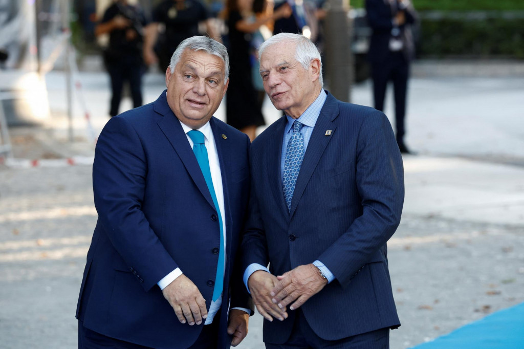 Maďarský premiér Viktor Orbán a vysoký predstaviteľ Európskej únie pre zahraničné veci a bezpečnostnú politiku Josep Borrell. FOTO: Reuters