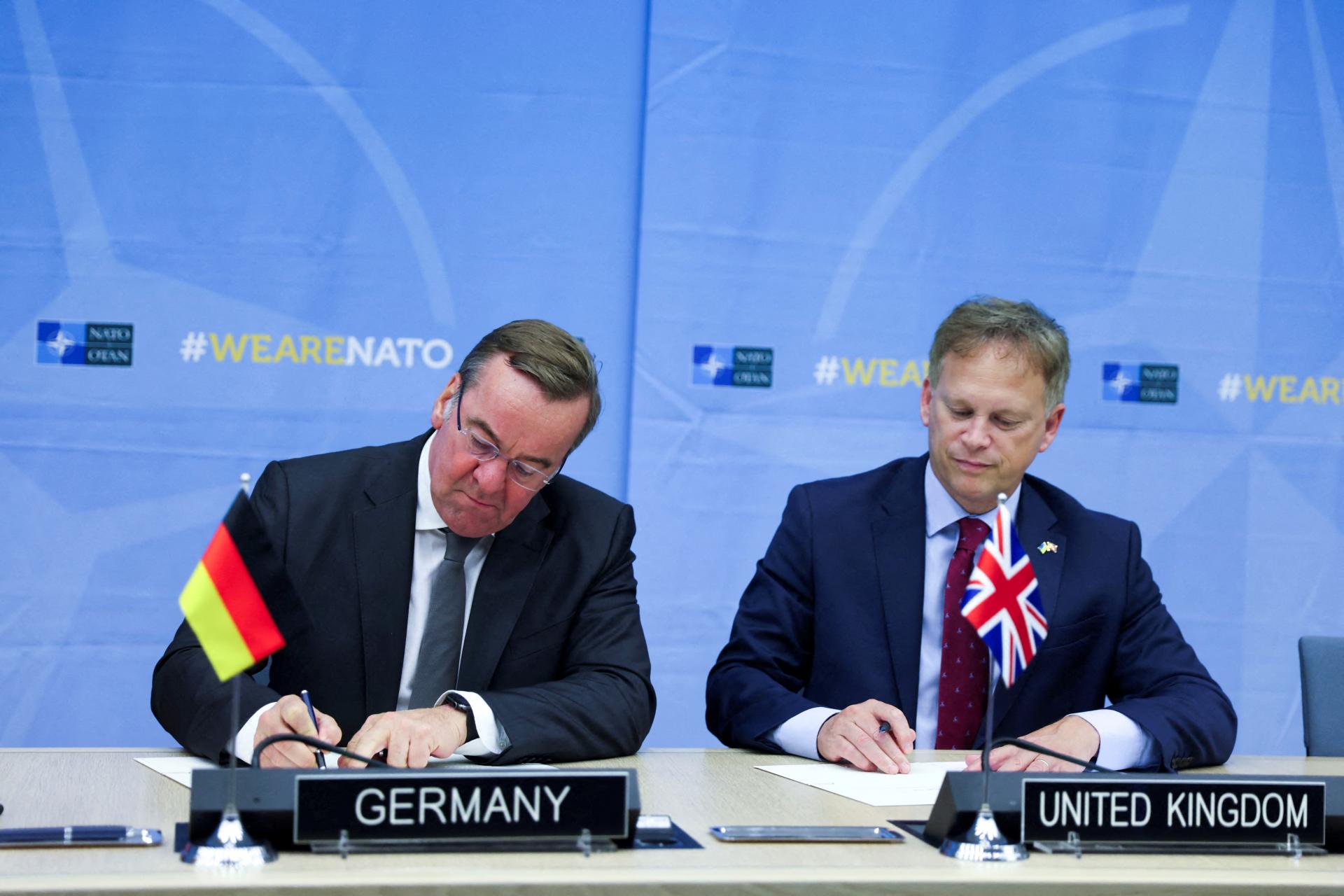 Desať členov NATO podpísalo dohodu o spoločnom systéme protivzdušnej obrany
