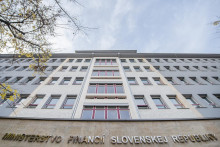 Budova, v ktorej sídli Ministerstvo financií na Štefanovičovej ulici v Bratislave. FOTO: TASR/Martin Baumann