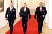 Zľava Peter Pellegrini, Robert Fico a Andrej Danko. FOTO: HN/Pavol Funtál