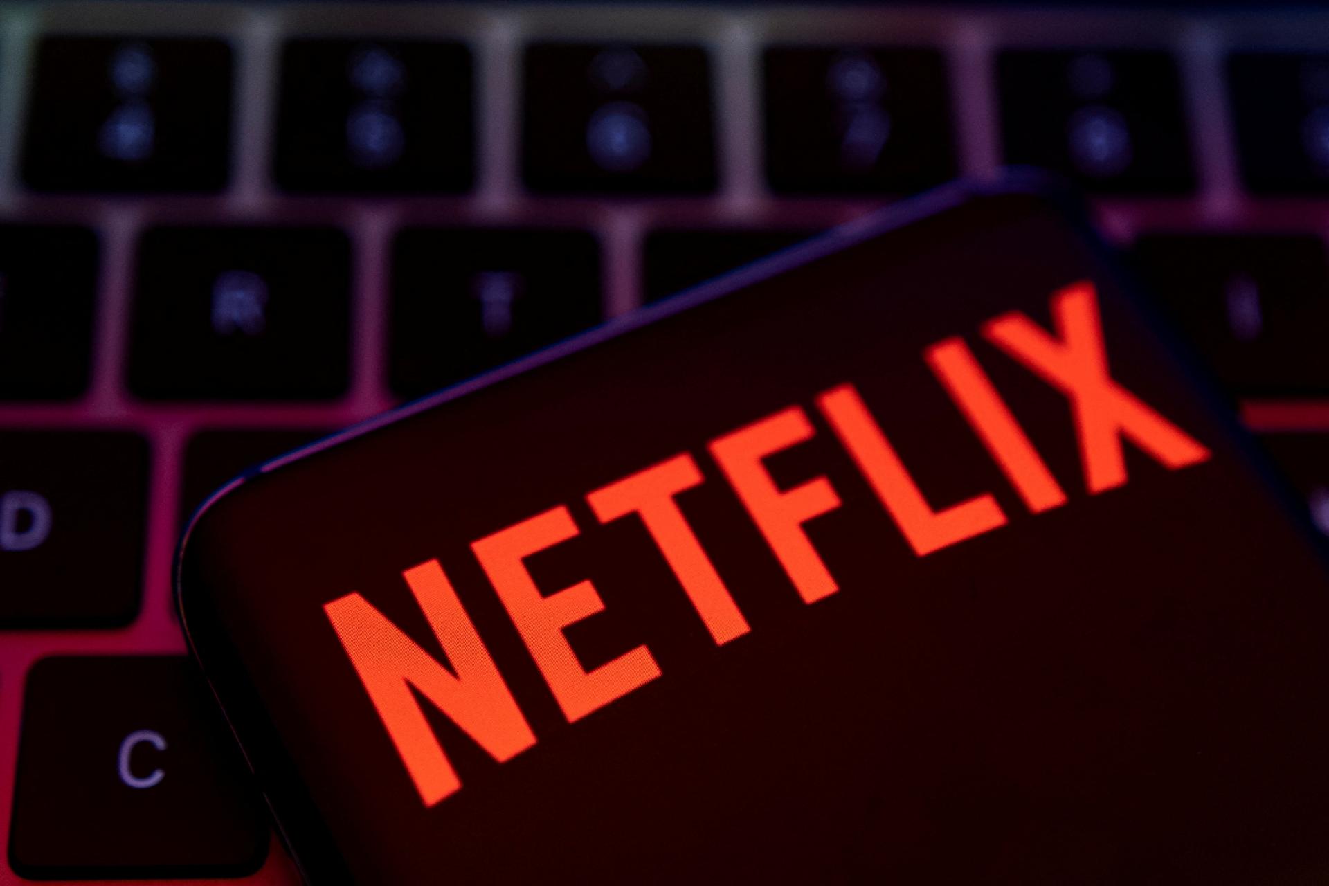 Netflix môže zvýšiť ceny po úspešnom zásahu proti zdieľaniu hesiel