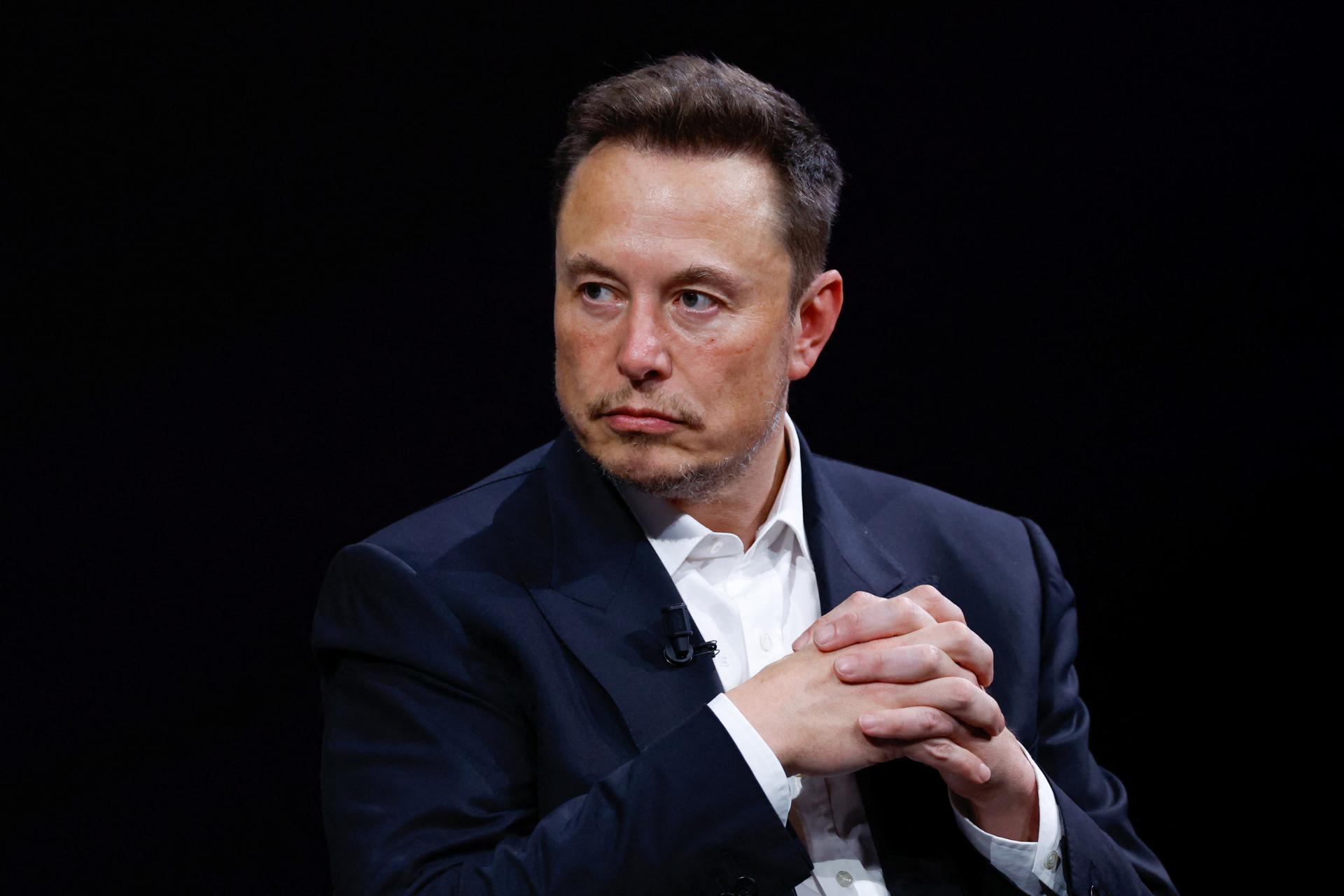 Elon Musk podľa zdrojov zvažuje, že svoju sieť X stiahne z Európskej únie. Nie je to pravda, reaguje