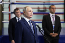 Ruský prezident Vladimir Putin na ceremónii počas otvárania športových zariadení v meste Perm. FOTO: Reuters