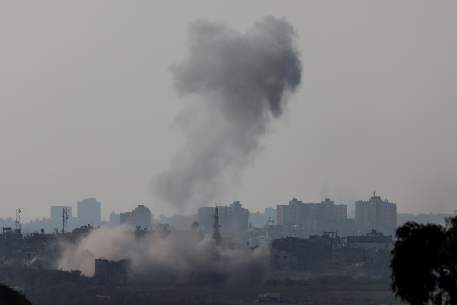 Izraelská armáda tvrdí, že zneškodnila dva útočiace drony Hamasu