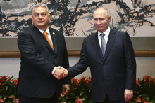 Ruský prezident Vladimir Putin a maďarský premiér Viktor Orbán. FOTO: TASR/AP