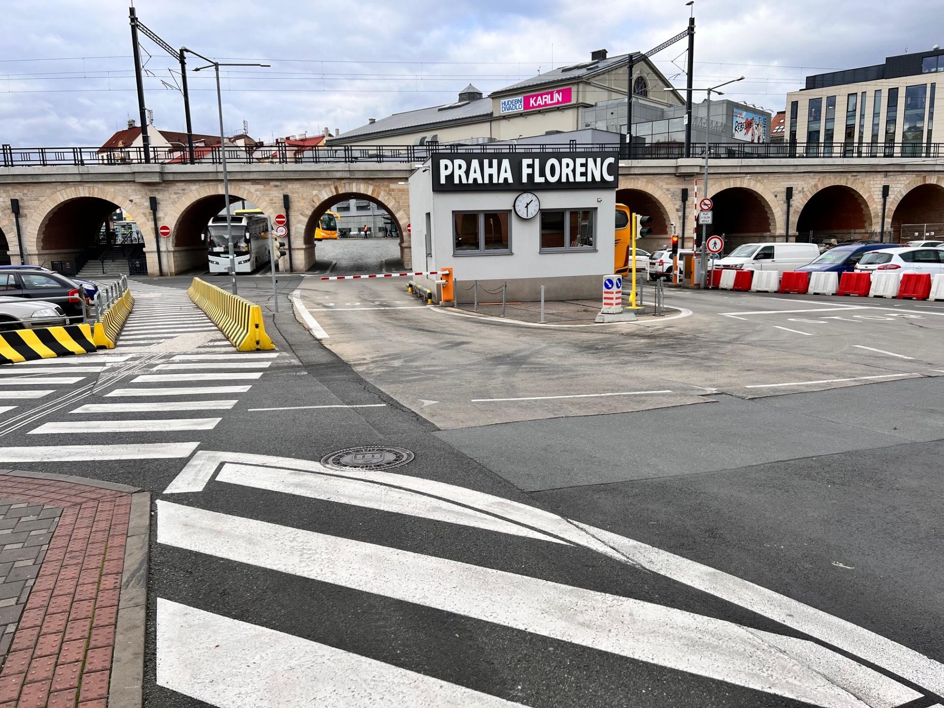 Penta kupuje ČSAD Praha Holding, ktorý vlastní autobusovú stanicu Florenc