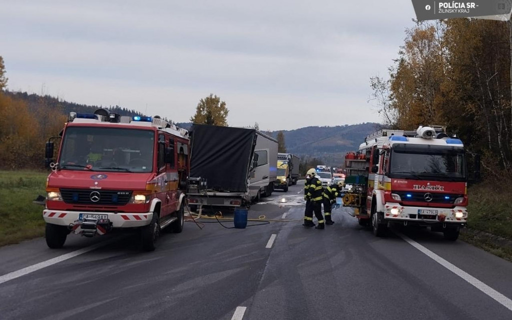 Nehoda na Kysuciach. FOTO: Facebook polície/Žilinský kraj