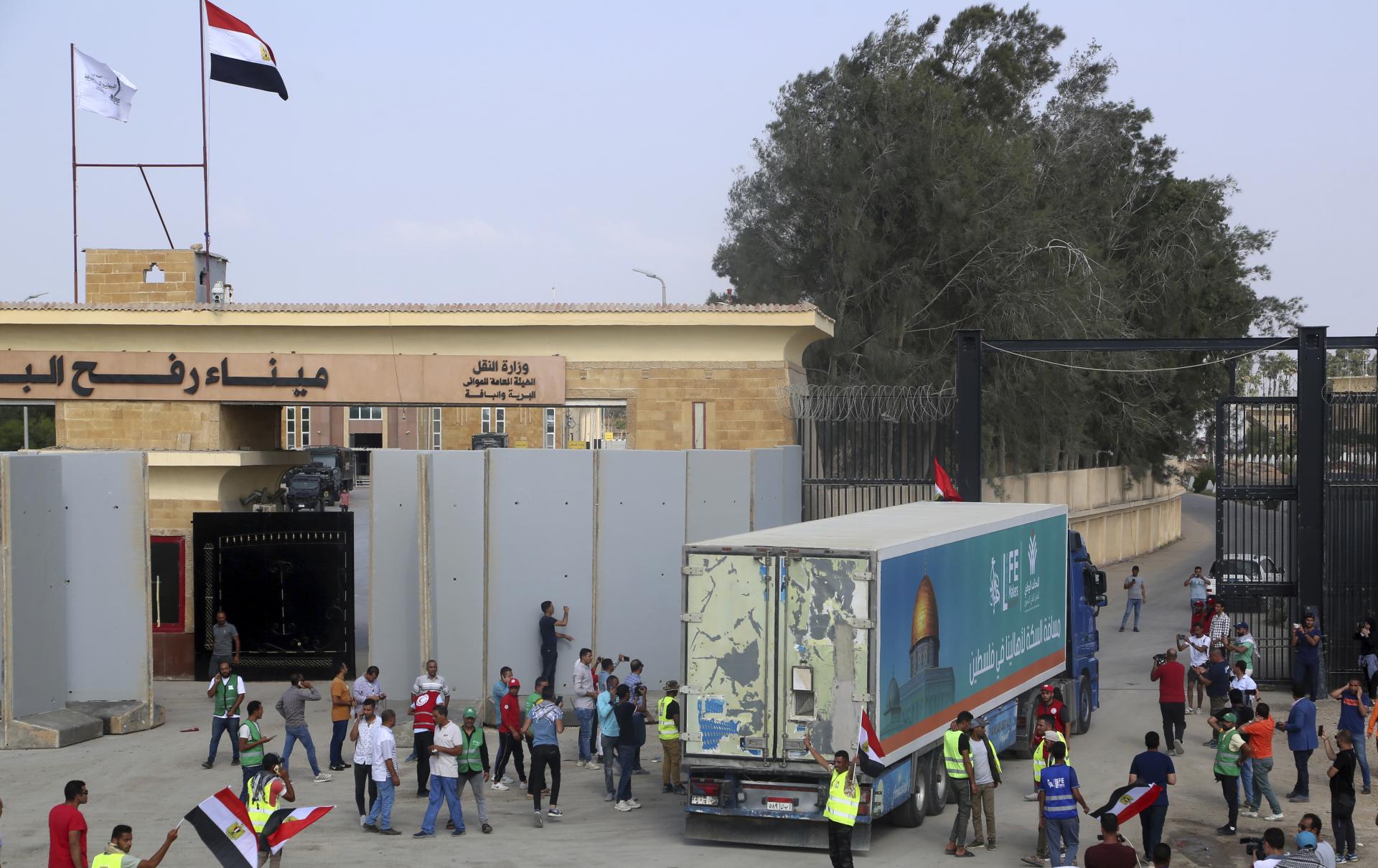 Bruxelles courtise l’Egypte.  Il espère que la crise migratoire sera maîtrisée en échange d’une aide financière