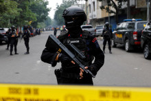 Indonézsky policajt. FOTO: Reuters