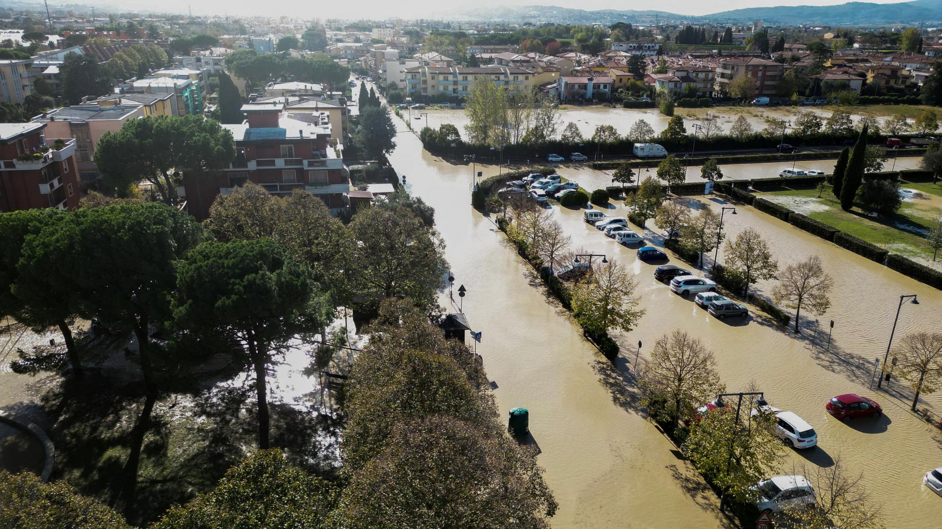 Prudká búrka Ciarán má najmenej 17 obetí, ľudia umierali v Taliansku aj v Portugalsku