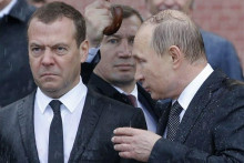 Dmitrij Medvedev a Vladimir Putin.