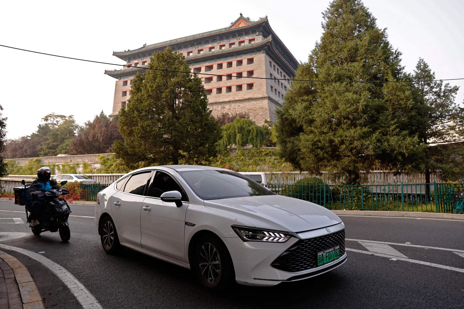 Čínska automobilka BYD postaví svoj prvý európsky závod v Maďarsku
