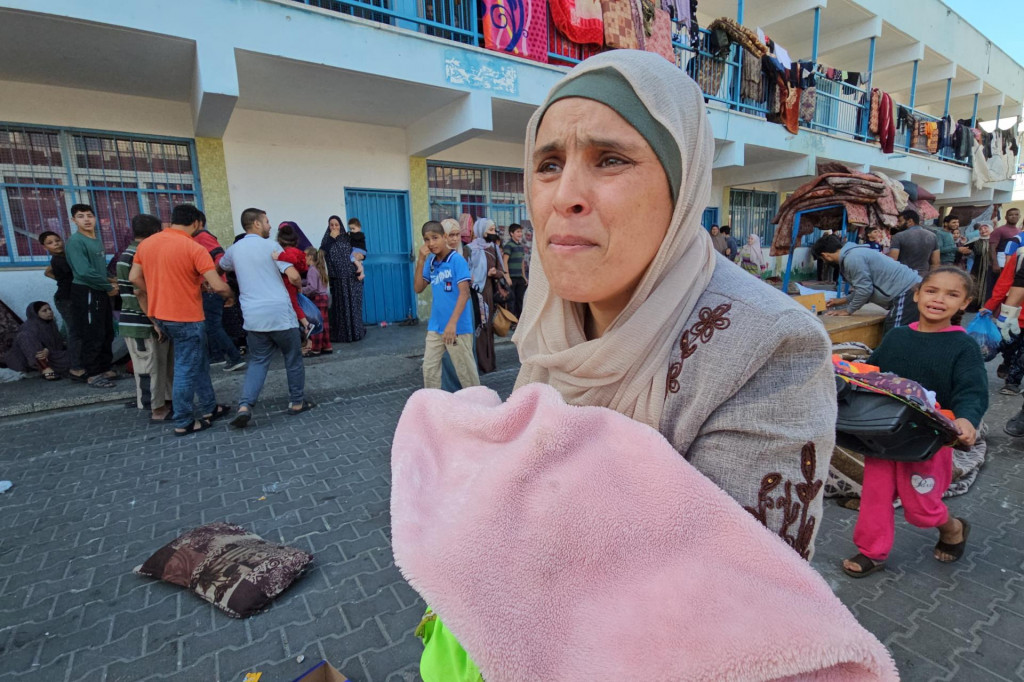 Útok na školu v správe OSN, ktorá poskytuje útočisko vysídleným ľuďom v Pásme Gazy. FOTO: Reuters