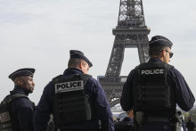 Policajné orgány v krajinách po celom svete hlásia prudký nárast antisemitských a islamofóbnych trestných činov. FOTO: TASR/AP
