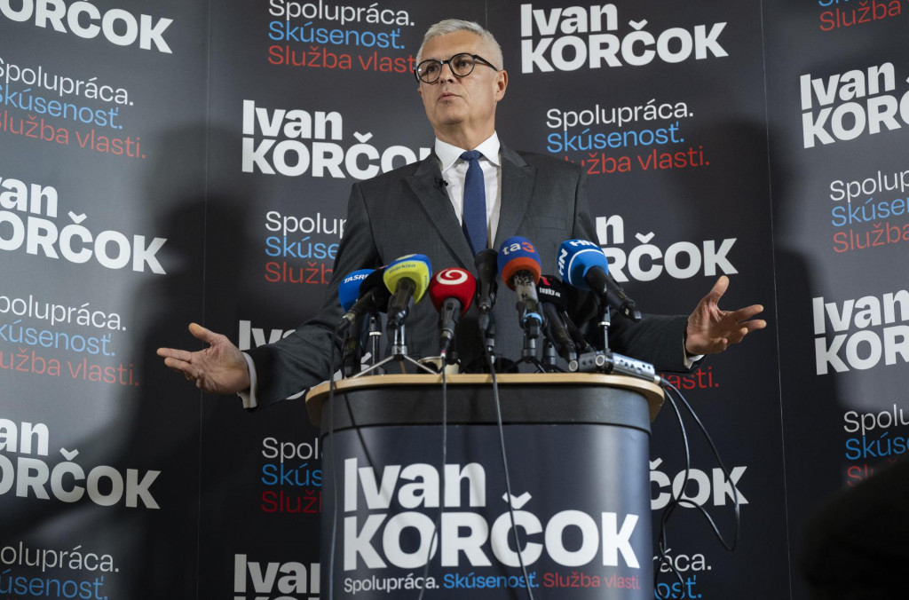 Bývalý minister zahraničných vecí Ivan Korčok vyzbieral podpisy na svoju prezidentskú kandidatúru. FOTO: TASR/M. Baumann
