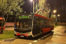 Novembrové obmedzenia premávky sa dotkli viacerých autobusových liniek. ILUSTRAČNÉ FOTO: Dopravný podnik Bratislava